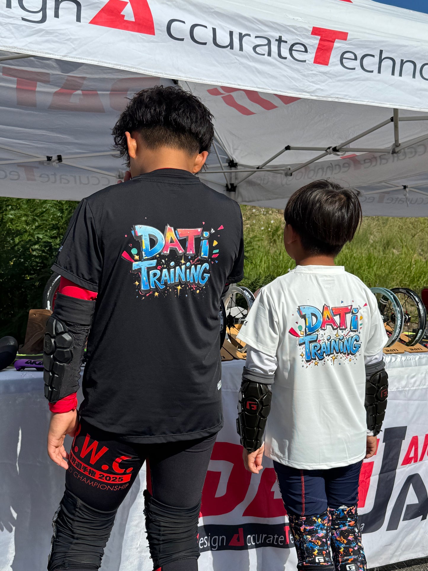 DATI Tシャツ ブルー