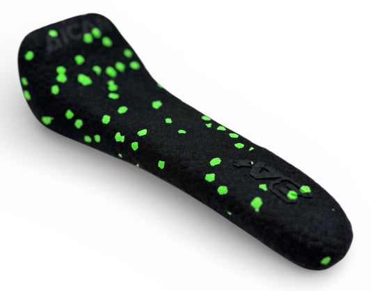 AICAN carbon saddle