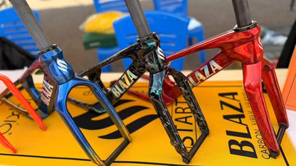 BLAZAカーボンフレーム