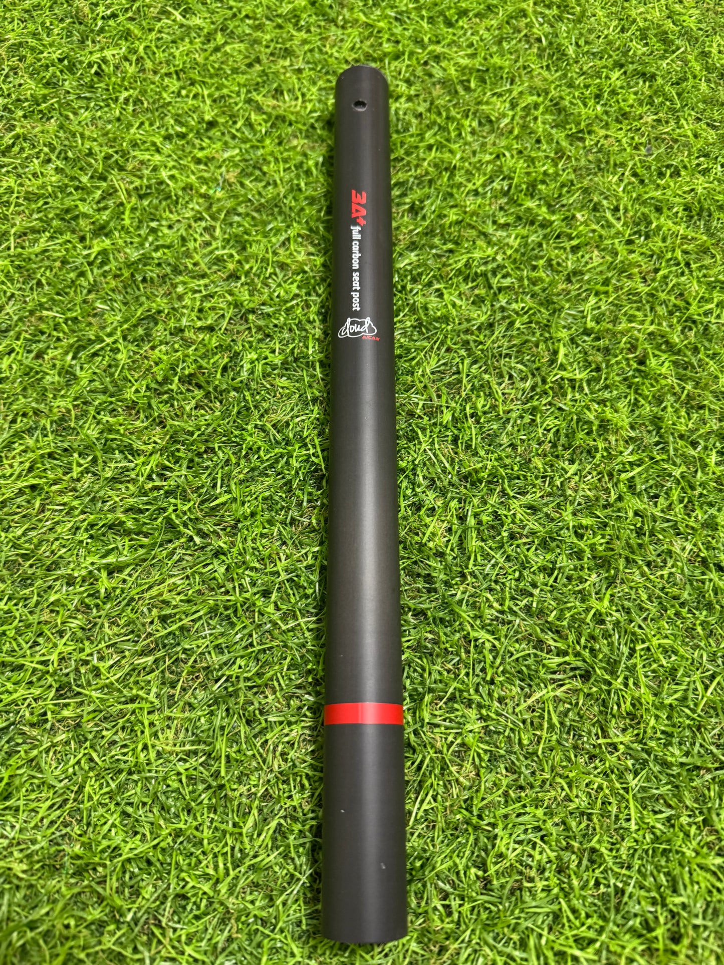 AICANカーボンシートポスト